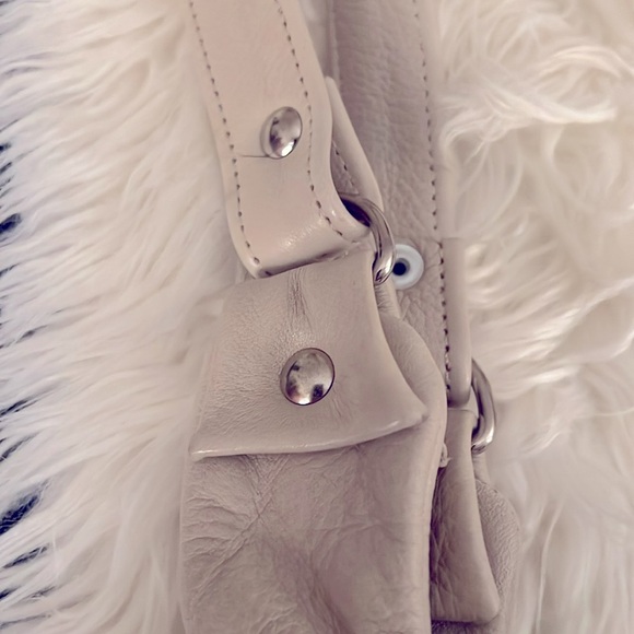 Cream Vintage Leather Hobo Bag. Medium Size Rare Vintage - Picture 9 of 9